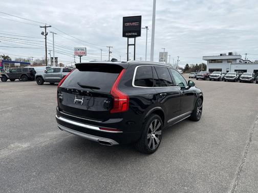 2021 Volvo XC90 T6 Inscription 7 Passenger