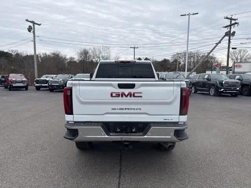 2026 GMC Sierra 2500 SLT