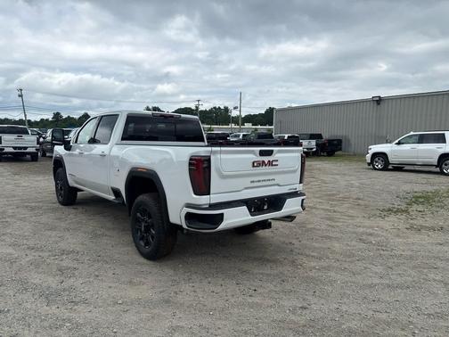Summit White 2026 GMC Sierra 2500 AT4