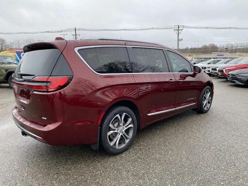 2022 Chrysler Pacifica Pinnacle