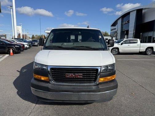 2023 GMC Savana 2500 Work Van