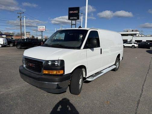 2023 GMC Savana 2500 Work Van