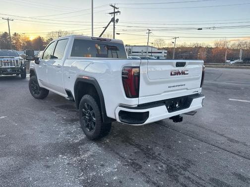2026 GMC Sierra 2500 AT4