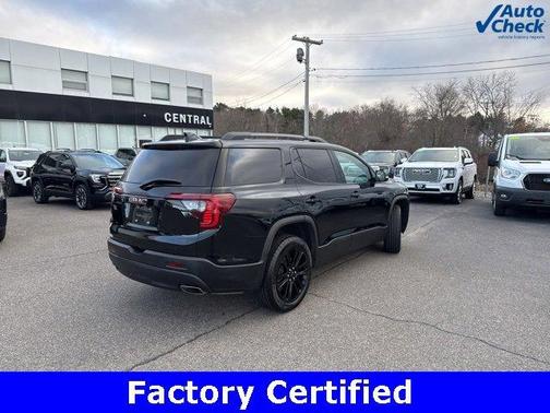 2023 GMC Acadia SLE