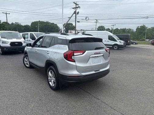 2022 GMC Terrain SLE