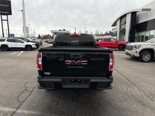 2022 GMC Canyon AT4