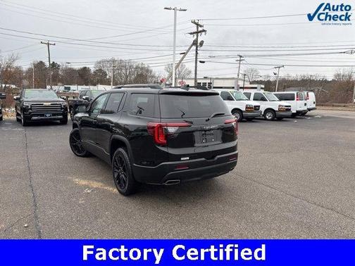 2023 GMC Acadia SLE