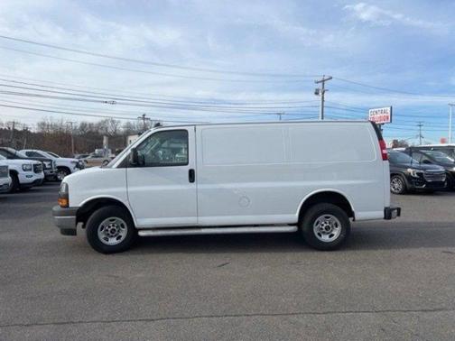 2023 GMC Savana 2500 Work Van