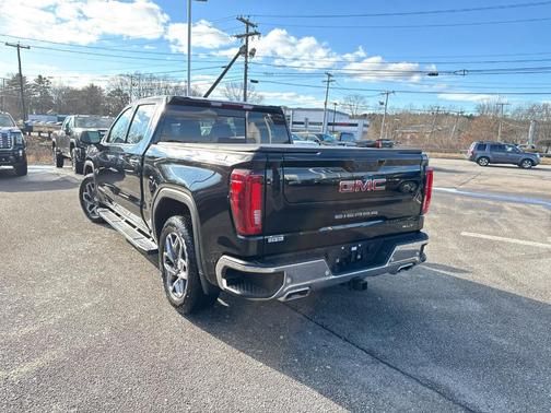 2023 GMC Sierra 1500 SLT