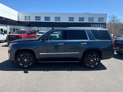 Shadow Metallic 2020 Cadillac Escalade Luxury