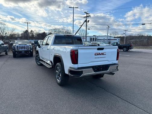 2026 GMC Sierra 2500 SLT