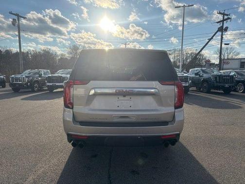 2022 GMC Yukon XL Denali