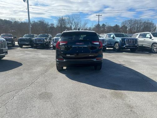 2023 GMC Terrain AT4