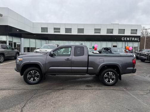 2018 Toyota Tacoma TRD Sport