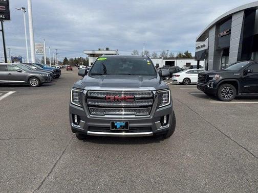 2022 GMC Yukon XL SLT