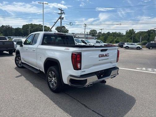 2023 GMC Sierra 1500 SLE