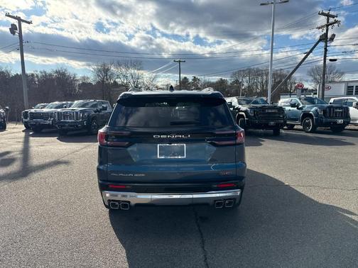 2026 GMC Acadia Denali