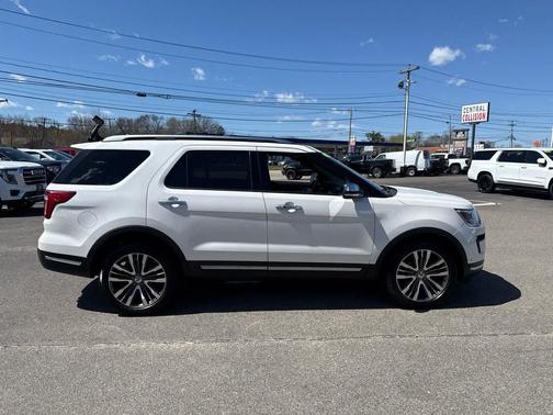 White Platinum Metallic Tri-Coat 2019 Ford Explorer Platinum