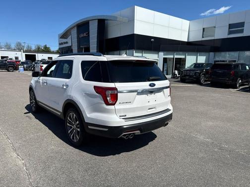 White Platinum Metallic Tri-Coat 2019 Ford Explorer Platinum