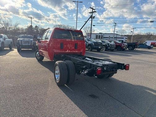 2026 GMC Sierra 3500 SLE