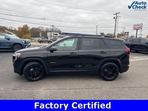 2022 GMC Terrain AT4