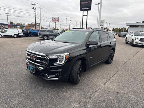 2022 GMC Terrain AT4