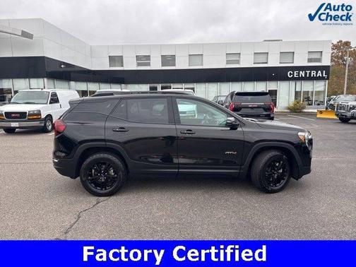 2022 GMC Terrain AT4