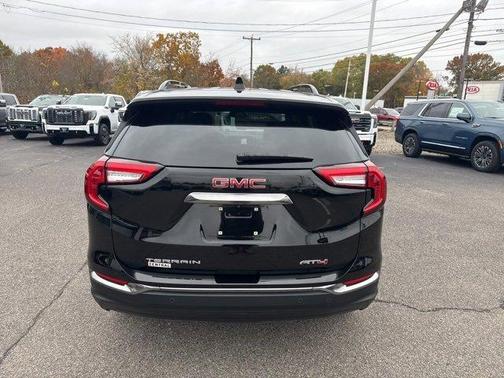 2022 GMC Terrain AT4