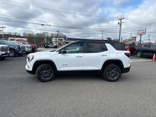 Summit White 2026 GMC Terrain AWD AT4