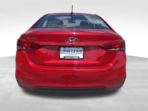 2022 Hyundai Accent SE