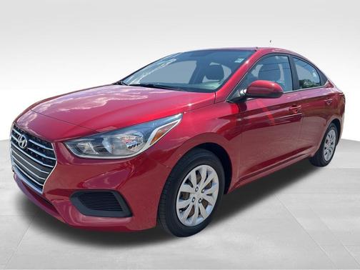 2022 Hyundai Accent SE