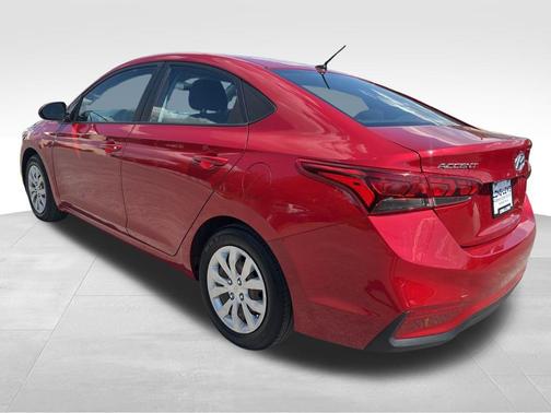 2022 Hyundai Accent SE