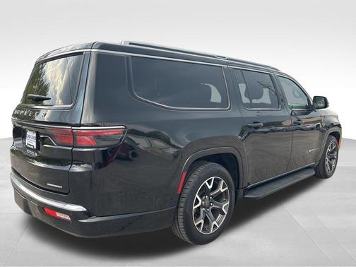 2024 Jeep Wagoneer L Series III 4x4