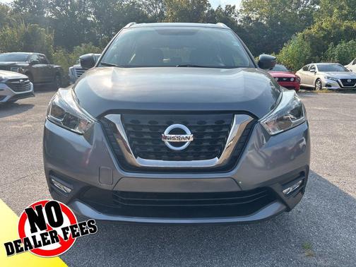 2019 Nissan Kicks SR