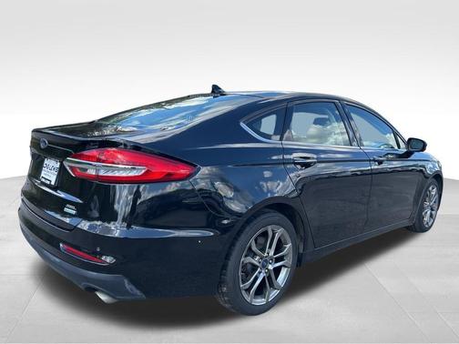 2020 Ford Fusion SEL
