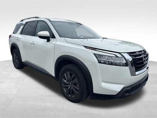 2022 Nissan Pathfinder SV 2WD