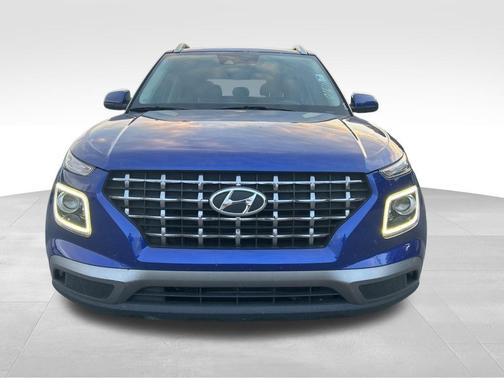2020 Hyundai VENUE SEL