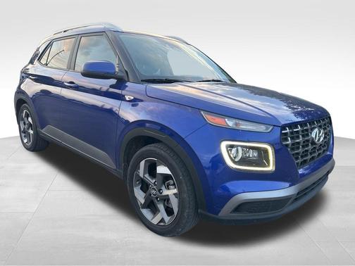 2020 Hyundai VENUE SEL