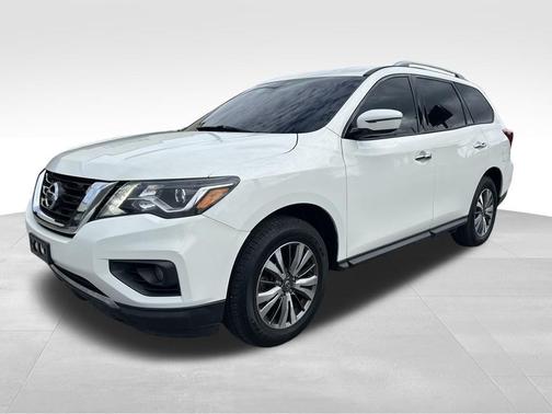 2019 Nissan Pathfinder SV