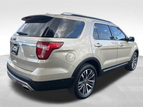2017 Ford Explorer Platinum