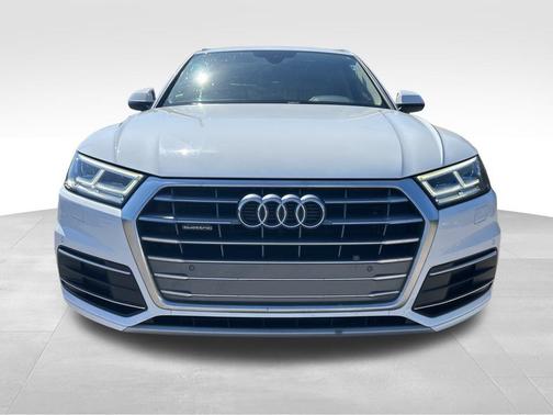 2020 Audi Q5 45 Premium Plus