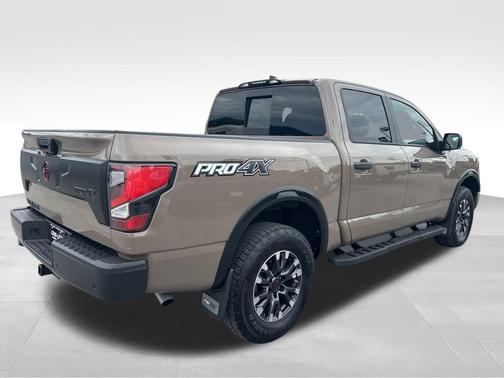 2024 Nissan Titan PRO-4X