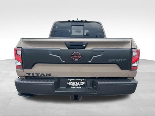 2024 Nissan Titan PRO-4X