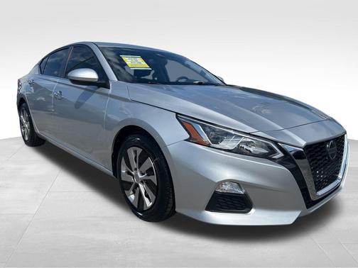 2021 Nissan Altima S FWD