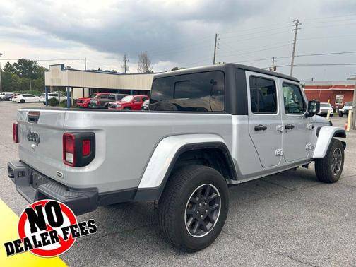 2023 Jeep Gladiator Overland