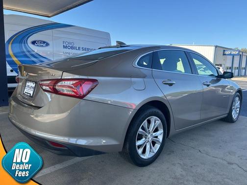 2022 Chevrolet Malibu FWD LT