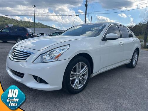 2013 INFINITI G37x Base