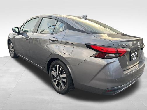 2020 Nissan Versa 1.6 SV
