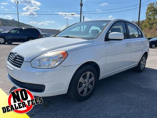 2011 Hyundai Accent GLS