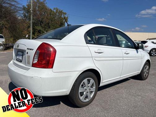 2011 Hyundai Accent GLS